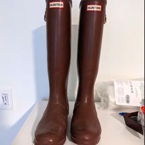 Maroon Tall Hunter Rain Boots Size 9F